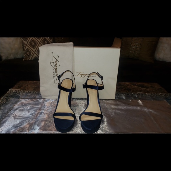 Vince Camuto Navy Satin Heels - Picture 10 of 10